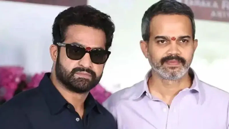 ఎన్టీఆర్ డ్రాగన్ మూవీ బాధ్యతలను మరో దర్శకుడికి అప్పజెప్పిన ప్రశాంత్ నీల్...