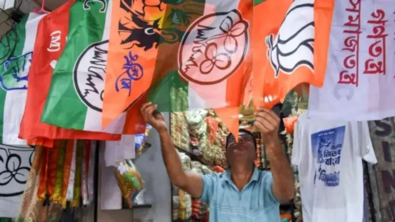 Bengal hotels can host only local residents during polling: ECI