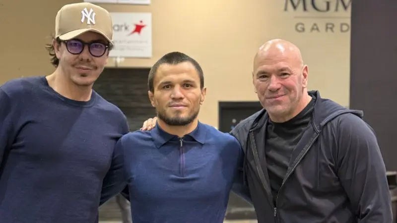 Umar Nurmagomedov Shakes Hands with Dana White on Electric Deal at UFC 321