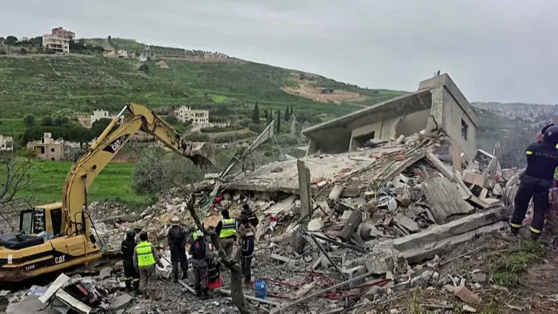 Lebanon hit by fresh Israeli raid and Hezbollah response