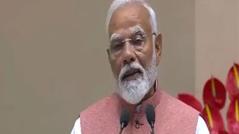 We bow to our Nari Shakti": PM Modi wishes on International Women's Day