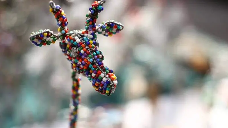 How to create animal-inspired bead art