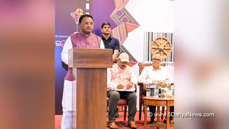 Mohan Charan Majhi launches Rs 1,330 crore projects in Keonjhar, flags off e-buses