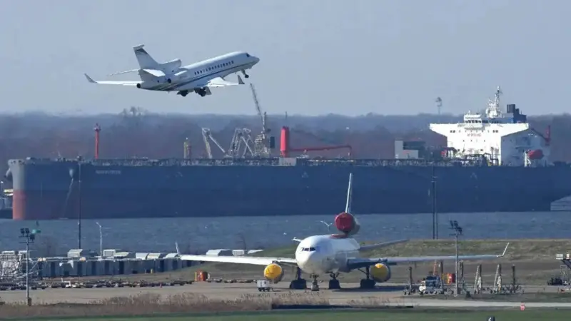 US Coast Guard Allows Russian Oil Tanker to Aid Cuba Amid Energy Crisis