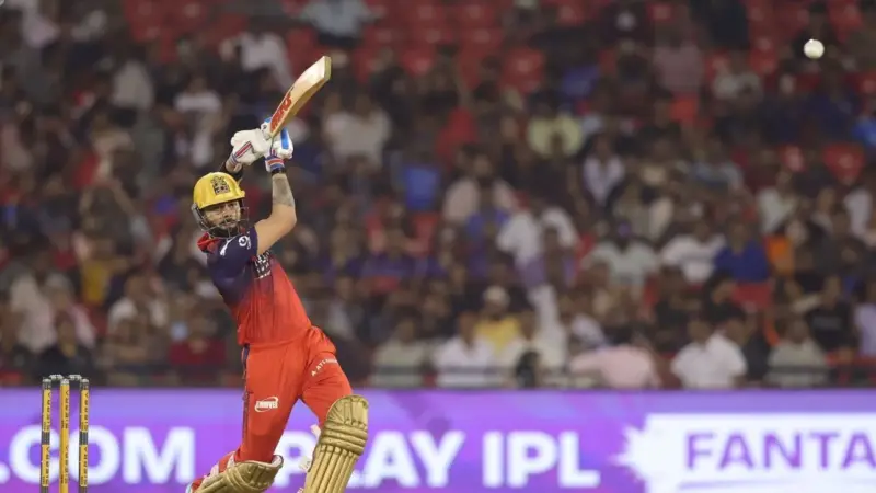 Virat Kohli leaves Rohit, Dhoni and ABD behind; becomes first batter to achieve massive milestone during PBKS vs RCB clash