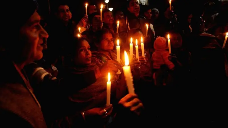 Assam: Candlelight rally in Cachar's Lakhipur protest against Manipur violence