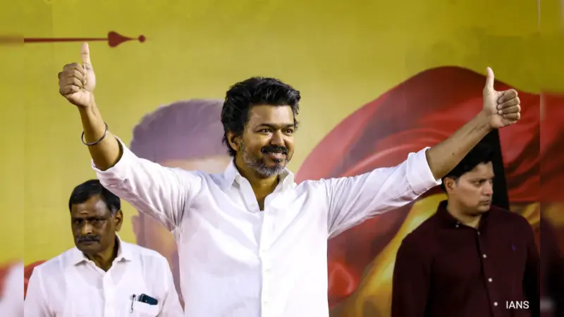 கணக்கில் மறைந்த முக்கிய சொத்து.. வேட்புமனு தாக்கல் விவகாரம்- விஜய்  சேர்ந்த முக்கிய தகவல்!