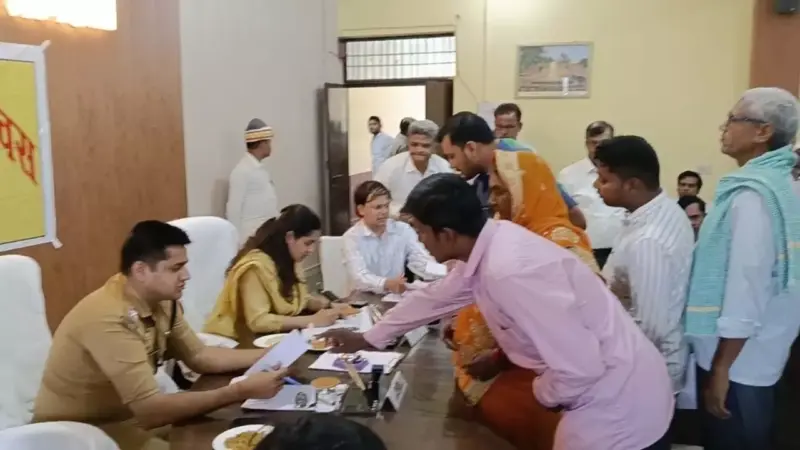 Shravasti News: तहसील दिवस में डीएम-एसपी सख्त, शिकायतों का त्वरित निस्तारण, लापरवाही पर चेतावनी