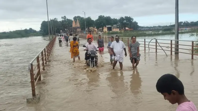 Heavy rains fill up water bodies, damages houses in Kittur Karnataka region