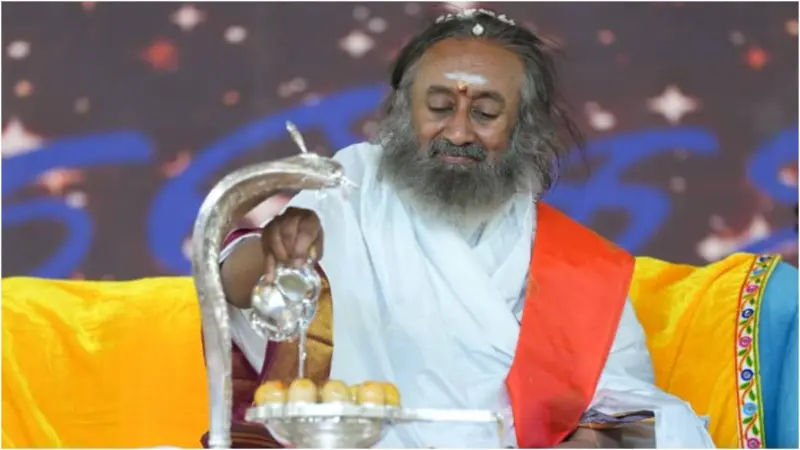 Gurudev Sri Sri Ravi Shankar Kicks Off 45 Year Anniversary Celebrations Of The Art Of Living With Grand Somnath Jyotirlinga Maha Rudra Puja