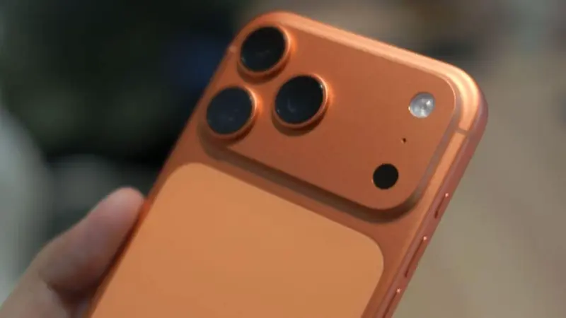 Vijay Sales Apple Days: Check out top offers on iPhone 17 Pro Max, iPhone 17, iPhone 16 and more