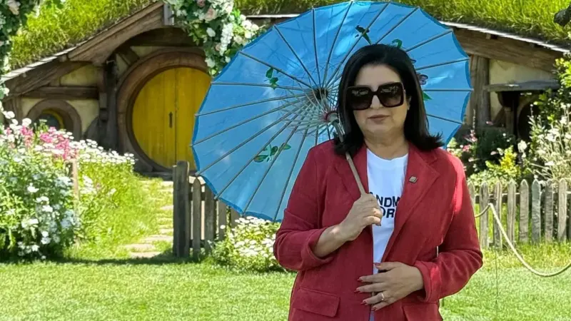 Farah Khan's 61st Birthday: Bollywood Icons Share Heartwarming Wishes