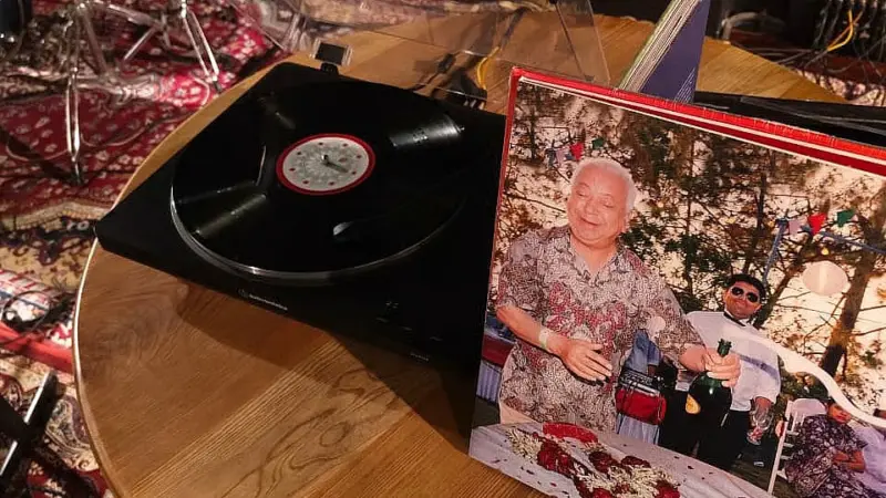 Why Delhi is falling for vinyls again?