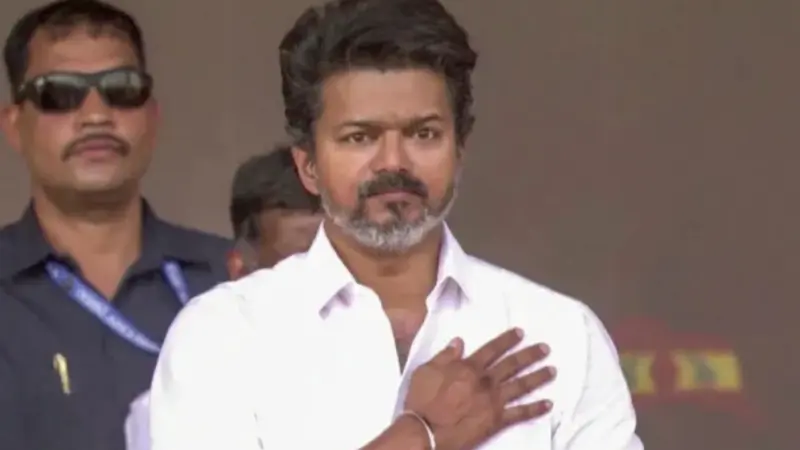 விஜய்க்கு காத்திருக்கும் 'ஷாக்'.. ஸ்டாலினுக்கு அடிக்கப்போகும் லக்.  பகீர் கிளப்பும் 3 சர்வே முடிவுகள். தமிழக அரசியலில் அதிரடி திருப்பம்.!