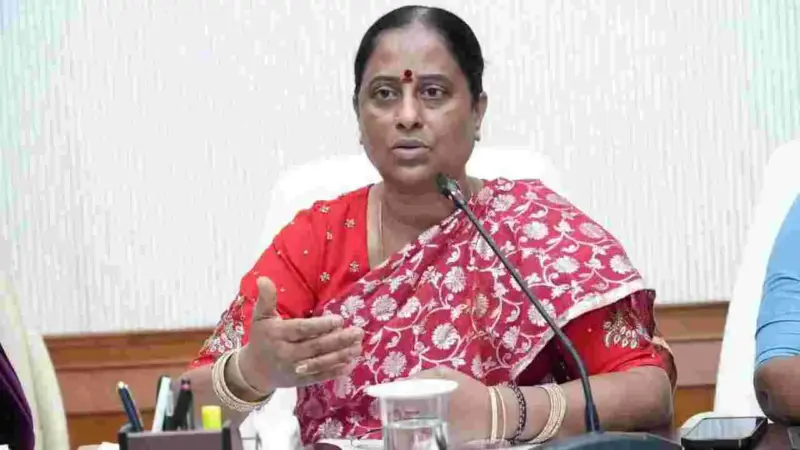 యువత నిబద్ధతతో పనిచేయాలి: మంత్రి కొండా సురేఖ