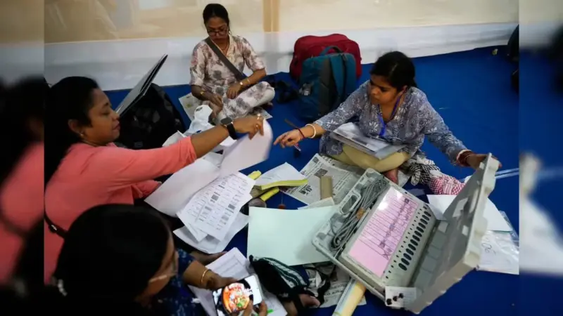 ভোট গণনায় কেন্দ্রীয় সরকারী কর্মীদের নিয়োগ, কমিশনের নির্দেশে হস্তক্ষেপ করল না সুপ্রিম কোর্ট