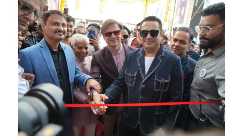 Dr Vivek Bindra's Bada Business Investee Company Branded Factory Launches Mega Retail Outlet in Vadodara
