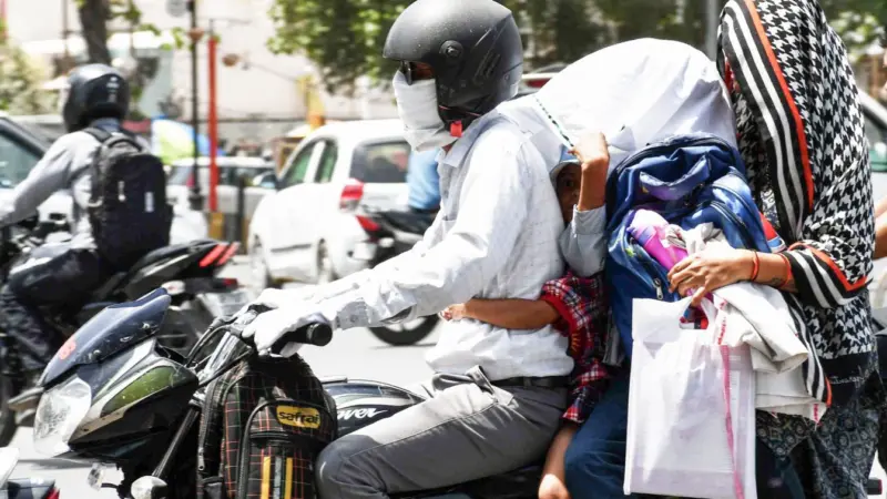 लू, बारिश और तेज आंधी, मौसम आज दिखाएगा कई रंग, IMD ने जारी किया अलर्ट