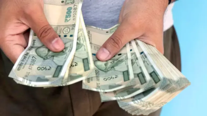 8th Pay Commission Latest News: অষ্টম বেতন কমিশন নিয়ে বড় খবর! আগামী ১৩ এপ্রিল বেতন ও পেনশন নিয়ে নেওয়া হবে চূড়ান্ত সিদ্ধান্ত?