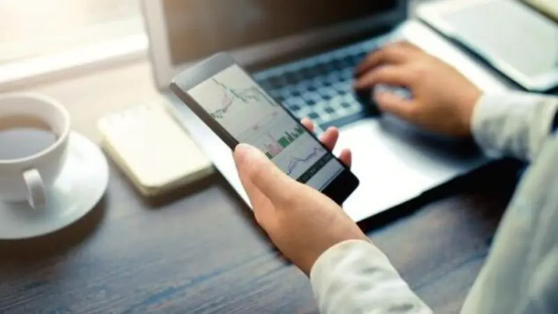 How to update personal details in my demat account?