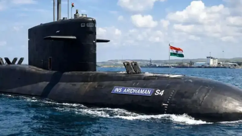 எதிரிகளை அலறவிடும் நீர்மூழ்கி கப்பல் 'அரிதாமன்' கடற்படையில் சேர்ப்பு!