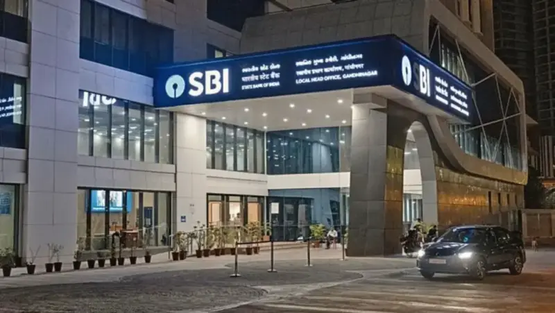 SBI: ఎస్బీఐ ఖాతాదారులకు షాక్.. పెరిగిన ఏటీఎం ఛార్జీలు