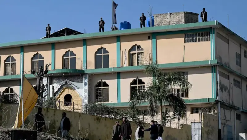 Pakistan: ఇస్లామాబాద్లో మసీద్పై దాడిని ఖండిస్తూ శ్రీనగర్లో ర్యాలీలు