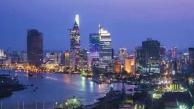 Alleged Indian Tourists Filmed Stealing In Vietnam