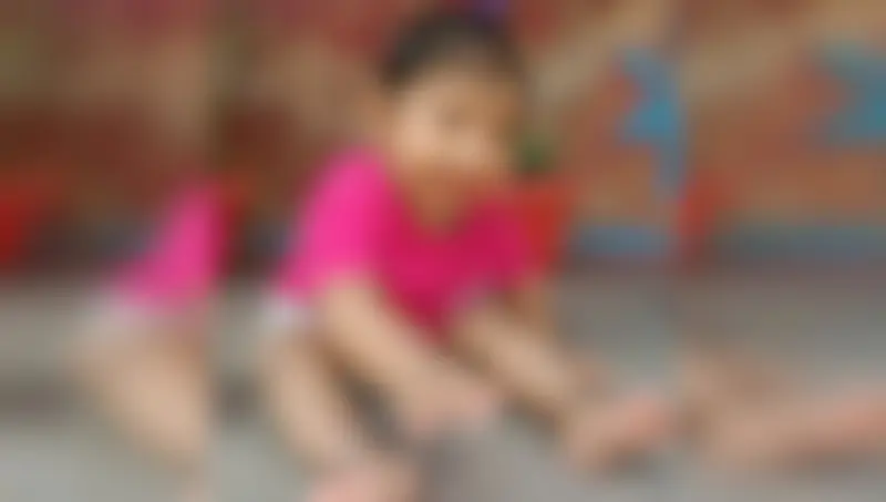 చిన్నారి ప్రాణం తీసిన మందారపువ్వు