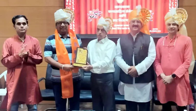 अनिल पाटील यांच्या साहित्यकृतीचा पुण्यात 'तितिक्षा'तर्फे गौरव