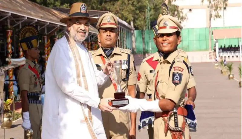 आयपीएस वडिलांचा आदर्श! वकिली सोडून ईशा सिंह बनल्या आयपीएस.