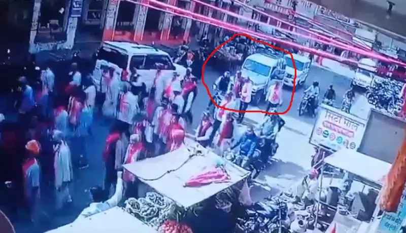 Video: वाहनचालकाला हृदयविकाराचा झटका; आठ जणांना चिरडले अन्.