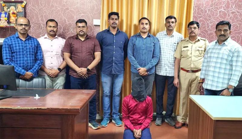 कोंढवा पोलिसांनी तडीपार आरोपीच्या आवळल्या मुसक्या.