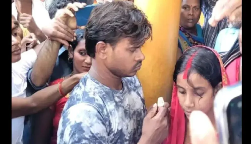 Video: दीरासोबत लग्न करण्यासाठी दोन वहिनींमध्ये जोरदार राडा.