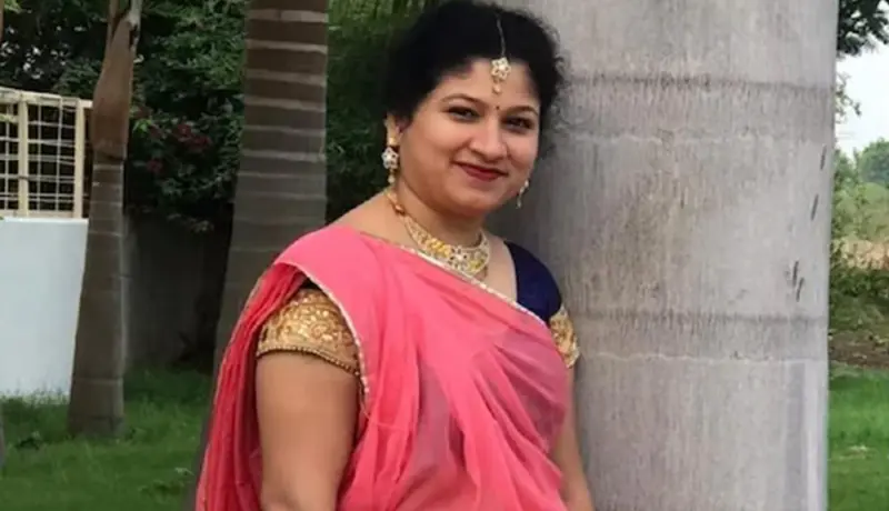 अनैतिक संबंधाला कटाळून महिलेची आत्महत्या; हातावर लिहीले की.