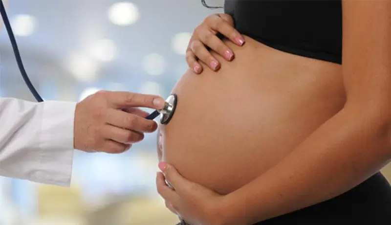 पुणे हादरलं! कुटुंबातील अगदी जवळच्या व्यक्तीकडून मुलगी गर्भवती.