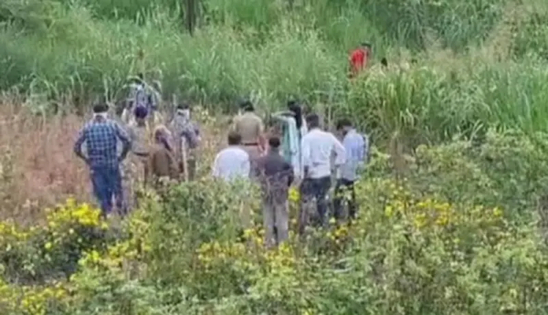एकतर्फी प्रेमातून युवतीवर बलात्कार करून केला खून अन् मृतदेह.