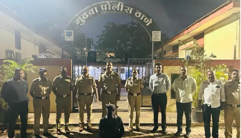मुंढवा पोलिसांनी फरार असलेल्या सराईत गुन्हेगाराला ठोकल्या बेडया.