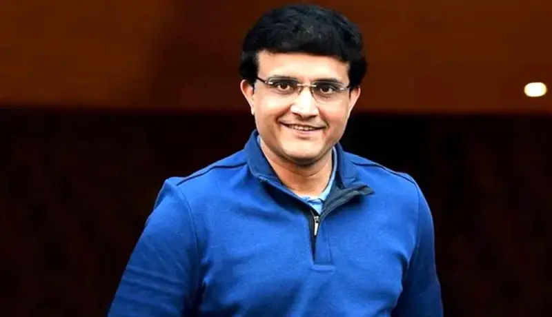 टीम इंडियाचा माजी कर्णधार सौरव गांगुलीच्या कारला अपघात.