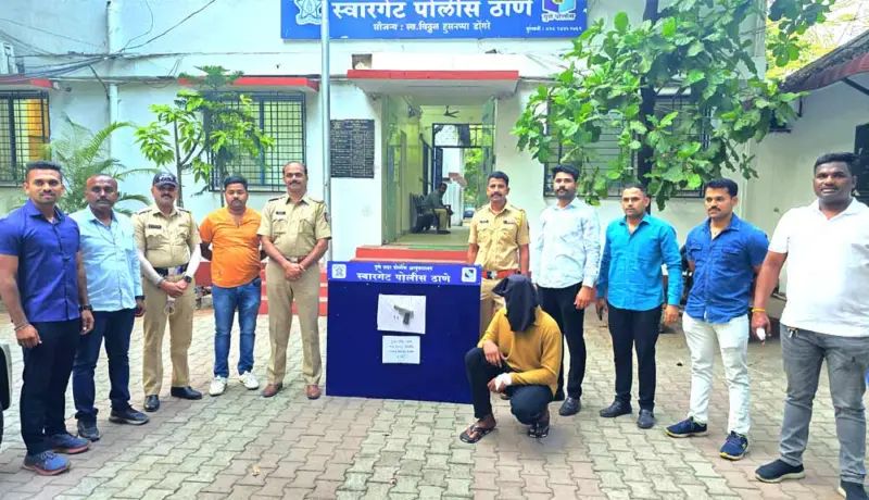 पुणे! स्वारगेट पोलिसांनी सराईत गुन्हेगारास केले जेरबंद.