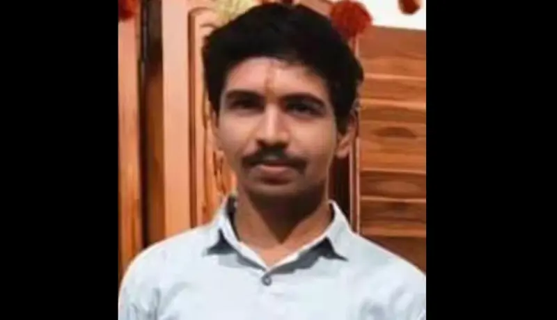 सोलापूर! इंजिनिअरिंगच्या विद्यार्थ्याने बॉईज हॉस्टेलमध्ये उचललं टोकाचं पाऊल.