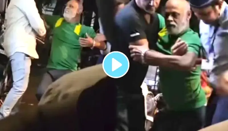 Video: क्रिकेटपटू विनोद कांबळी याची दुरावस्था; चालताही येईना.