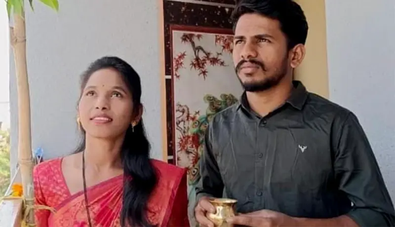 हृदयद्रावक! पुणे जिल्ह्यात नवविवाहित दांपत्याचा डंपरच्या धडकेत जागीच मृत्यू.