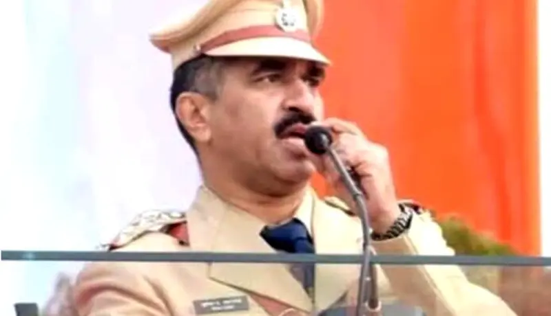 बीड! बडतर्फ पोलिस अधिकारी सुनील नागरगोजे यांची आत्महत्या.