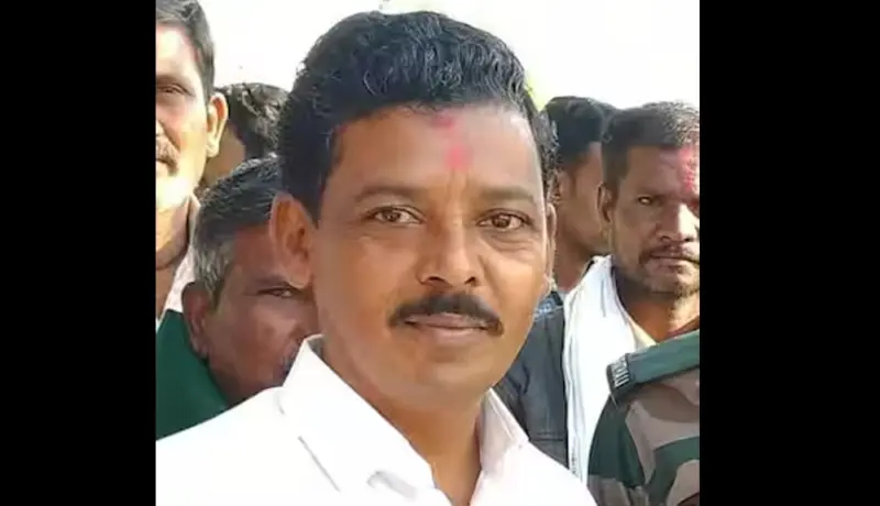 पोलिस पाटलाने ग्रामपंचायतीमध्येच घेतला गळफास; व्हिडीओ म्हटले की.