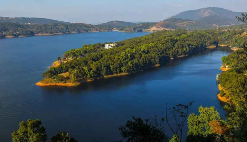10 Famous Places To Explore In Shillong