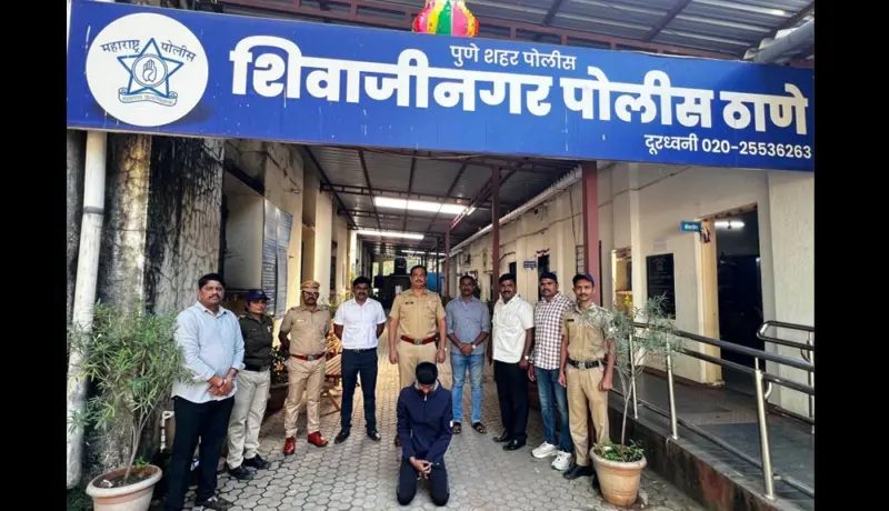 पुणे! शिवाजीनगर पोलिसांनी सराईत गुन्हेगारास सापळा रचून केले जेरबंद.