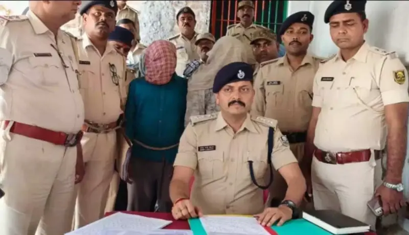 मुख्याध्यापक आणि शिक्षक एकाचवेळी शिक्षिकेच्या प्रेमात झाले वेडेपिसे अन्.