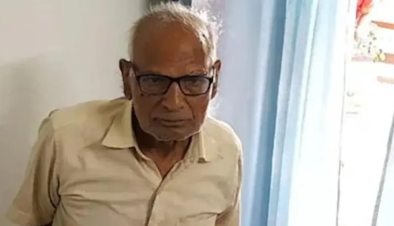 सेवानिवृत्त शिक्षकाने अनैतिक संबधाच्या संशयावरून पत्नीचे केले ५७ तुकडे.