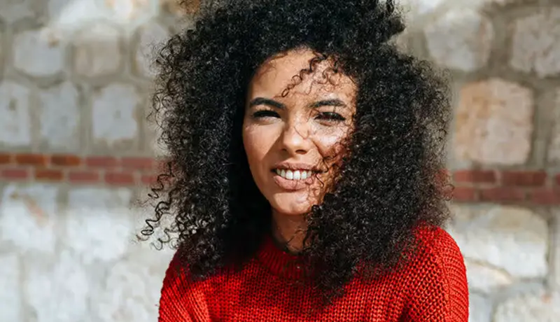 5 Effective Home Remedies To Control Frizzy Hair
